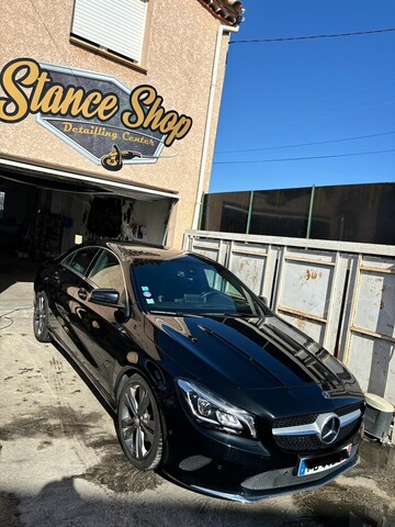Lustrage complet et lavage d’une Mercedes-Benz CLA